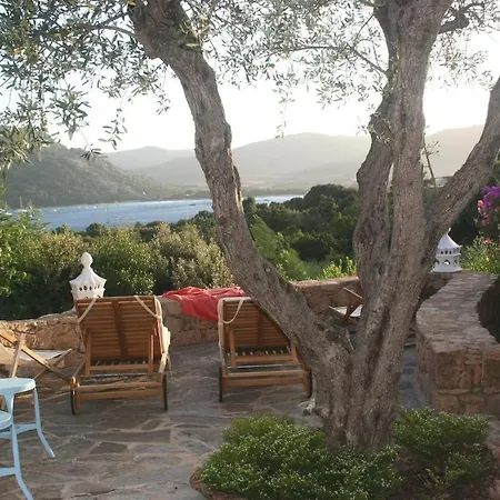Casetta Indipendente Con Vista A Santa Giulia Porto Vecchio